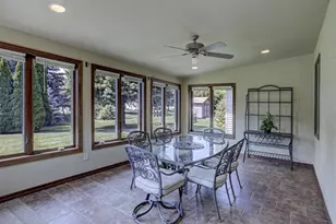 N8387 Royce Ct, Menasha, WI 54952 - Photo 25