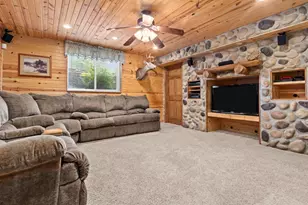 1364 Whippletree Ln, Neenah, WI 54956 - Photo 17