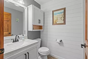 1364 Whippletree Ln, Neenah, WI 54956 - Photo 15