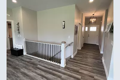 N9073 Southtowne Drive, Menasha, WI 54952 - Photo 9