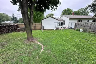 118 Robert St, Clintonville, WI 54929 - Photo 25