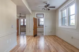 105 Washington Ave, Oshkosh, WI 54901 - Photo 3