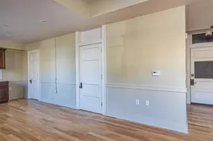 105 Washington Ave, Oshkosh, WI 54901 - Photo 9