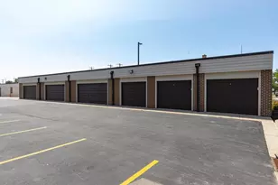 105 Washington Ave, Oshkosh, WI 54901 - Photo 15