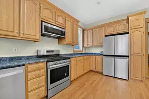 1133 Algoma Blvd, Oshkosh, WI 54901 - Photo 17