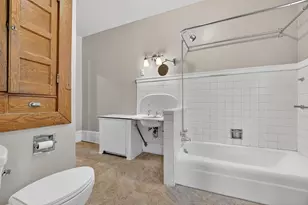 1133 Algoma Blvd, Oshkosh, WI 54901 - Photo 27