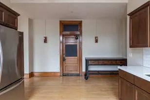 105 Washington Ave, Oshkosh, WI 54901 - Photo 5