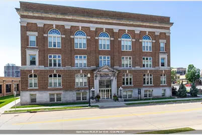 105 Washington Avenue #104, Oshkosh, WI 54901 - Photo 1
