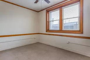 105 Washington Ave, Oshkosh, WI 54901 - Photo 11