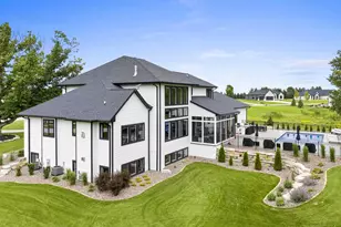 4141 Blackberry Ridge Dr, Hobart, WI 54155 - Photo 5