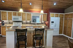 W6714 Porters Lake Rd, Wautoma, WI 54982 - Photo 11