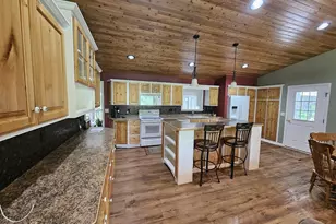 W6714 Porters Lake Rd, Wautoma, WI 54982 - Photo 9