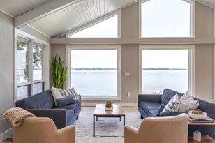 3896 Highland Shore Ln, Oshkosh, WI 54904 - Photo 9