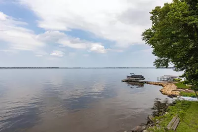 3896 Highland Shore Lane, Oshkosh, WI 54904 - Photo 71