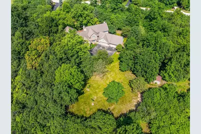 1749 Hawthorne Heights Drive, De Pere, WI 54115 - Photo 5