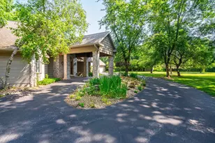 1749 Hawthorne Heights Dr, De Pere, WI 54115 - Photo 15