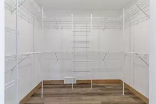 2050 White Dove Ln, Kaukauna, WI 54130 - Photo 19