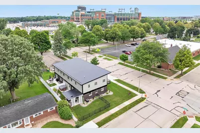 1751 S Oneida Street, Green Bay, WI 54304 - Photo 3