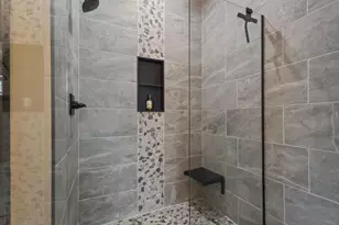 1751 S Oneida St, Green Bay, WI 54304 - Photo 21