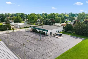 1828 Park Ave, New Holstein, WI 53061 - Photo 1