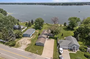 1693 W Butte Des Morts Beach Rd, Neenah, WI 54956 - Photo 39