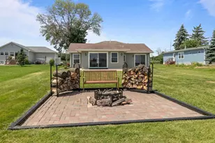 1693 W Butte Des Morts Beach Rd, Neenah, WI 54956 - Photo 3