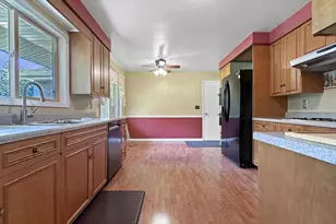 2545 Na-Wa-Ka Dr, Marinette, WI 54143 - Photo 11