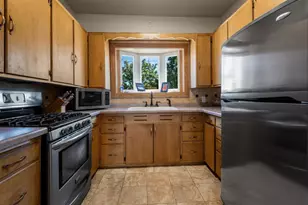 1102 16th St, Two Rivers, WI 54241 - Photo 17