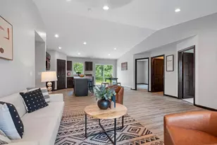 2662 Lawrence Ln, Neenah, WI 54956 - Photo 11