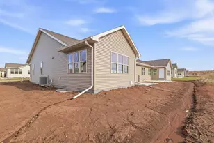 340 Twilight Trail, Fond du Lac, WI 54937 - Photo 23