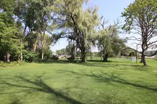 542 Hill St, Green Lake, WI 54941 - Photo 27