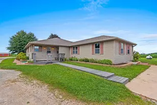 W2227 Redwood Dr, Pulaski, WI 54162 - Photo 61