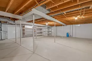 3081 Big Timber Cir, Suamico, WI 54313 - Photo 41