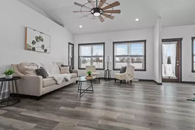 3815 Stonewall Drive, De Pere, WI 54115 - Photo 7