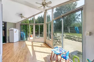 856 Alpine Dr, Green Bay, WI 54311 - Photo 7