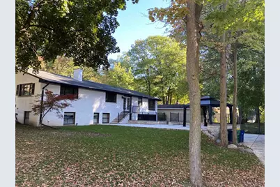 2360 Hillside Lane, Green Bay, WI 54302 - Photo 35