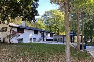 2360 Hillside Ln, Green Bay, WI 54302 - Photo 35