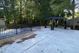 2360 Hillside Ln, Green Bay, WI 54302 - Photo 33