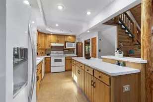 15789 Hickory Ln, Mountain, WI 54149 - Photo 9