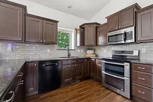 2398 W Barley Way, Appleton, WI 54913 - Photo 7