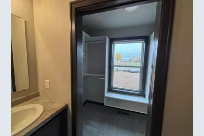 W6515 Breezy Way, Appleton, WI 54915 - Photo 11