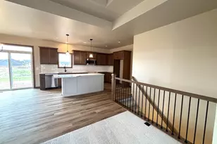 W6527 Breezy Way, Appleton, WI 54915 - Photo 9