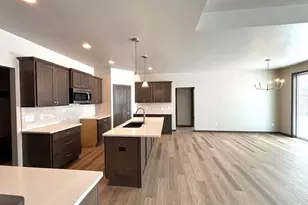 N9281 Breezy Way, Appleton, WI 54915 - Photo 5