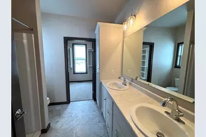 N9281 Breezy Way, Appleton, WI 54915 - Photo 11