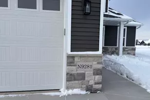 N9281 Breezy Way, Appleton, WI 54915 - Photo 15