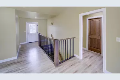 1931 Southland Lane, New London, WI 54961 - Photo 15