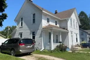 1302 22nd St, Two Rivers, WI 54241 - Photo 9