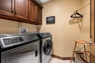 4349 Windemer Ln, Hobart, WI 54155 - Photo 53