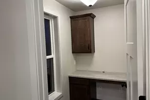 1743 Legacy Ln, Neenah, WI 54956 - Photo 9