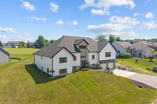 N536 Robinhood Dr, Sherwood, WI 54169 - Photo 3